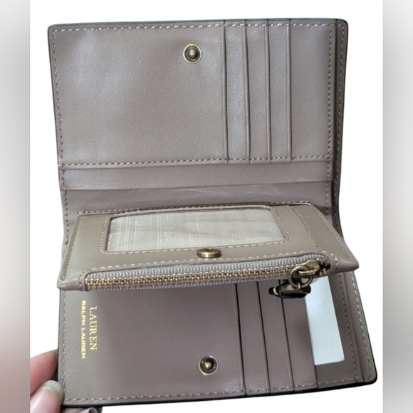 Ralph Lauren Floral Tote & Wallet 🎉Host Pick🎉 - Picture 9 of 11